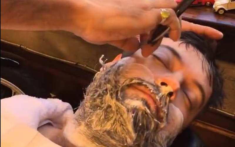 這段「把滿臉鬍子全部刮掉」的影片已經療癒萬人心，每一個步驟都讓人看到欲罷不能啊！（圖＋影）